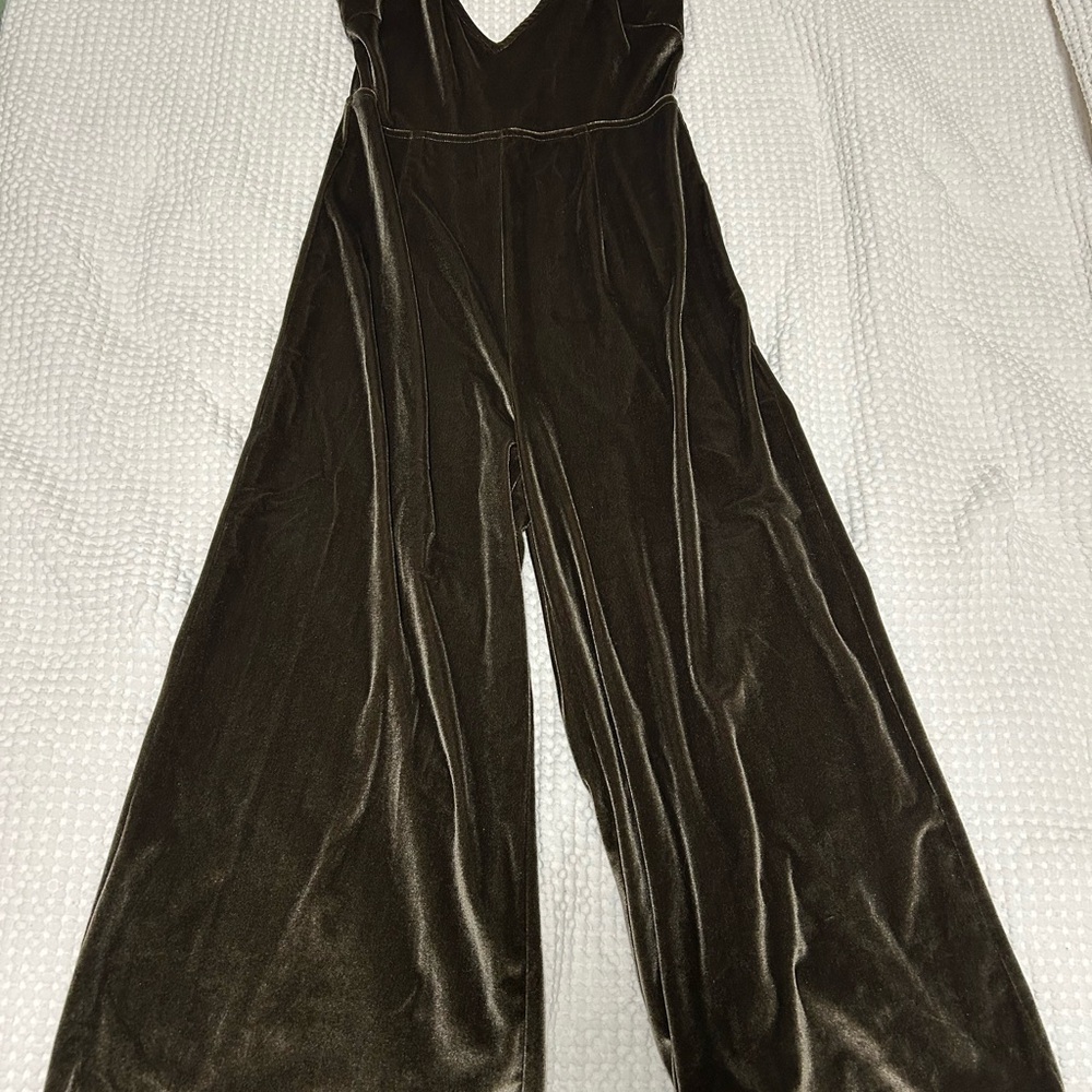MPG Velvet Jumpsuit in Chocolate brown